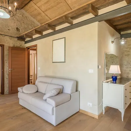 Apartamento Arpuse - Ca Renato Fenera With Pool And Terrace Castiglione Falletto